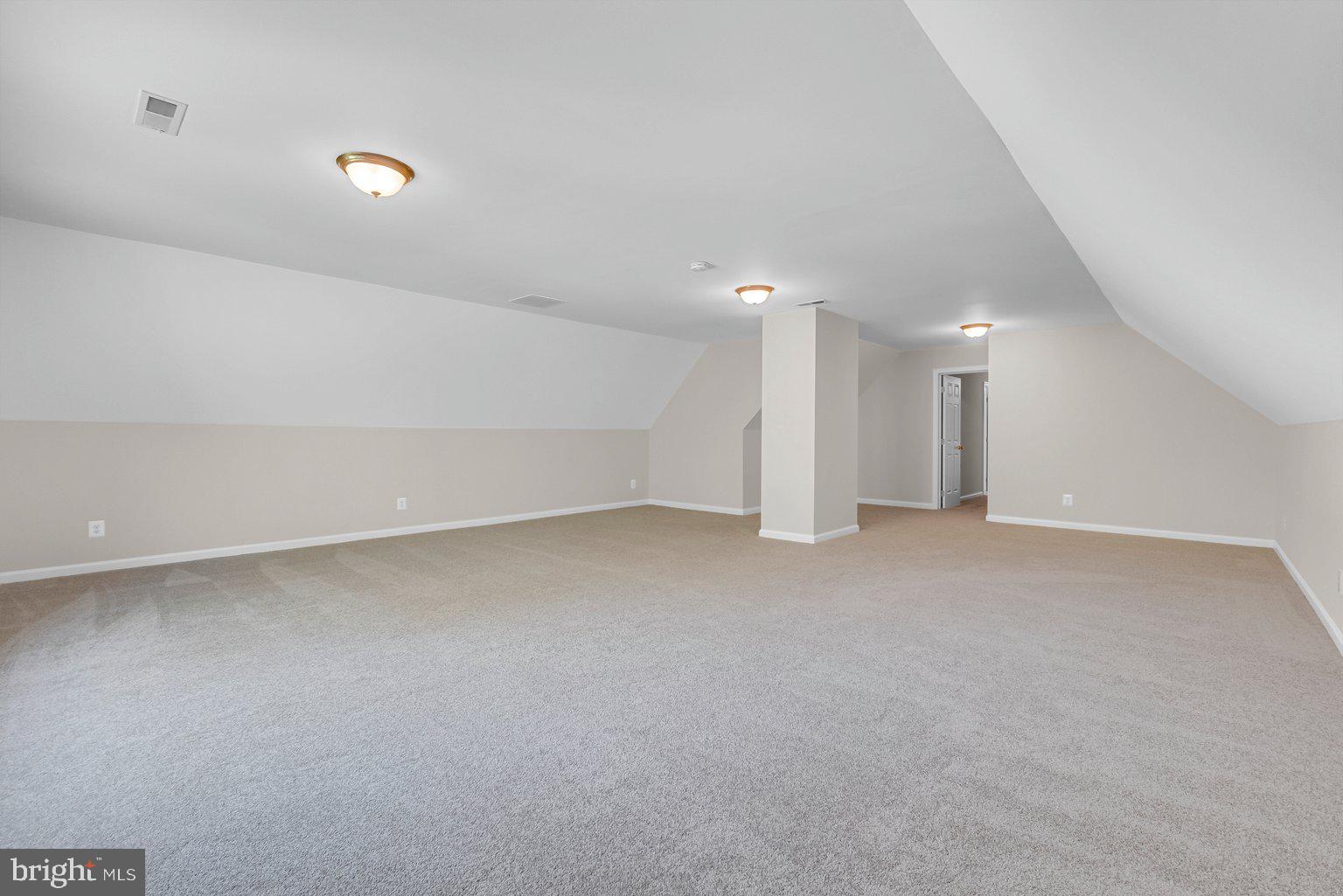 OLIVER BEACH - Residential