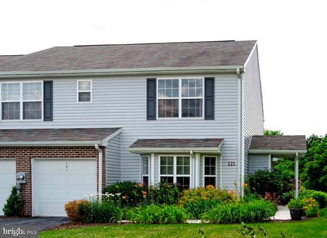 VILLAS AT HERSHEY MEADOWS - Residential