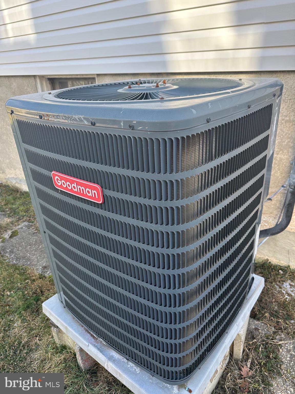 WOODSIDE - Residential