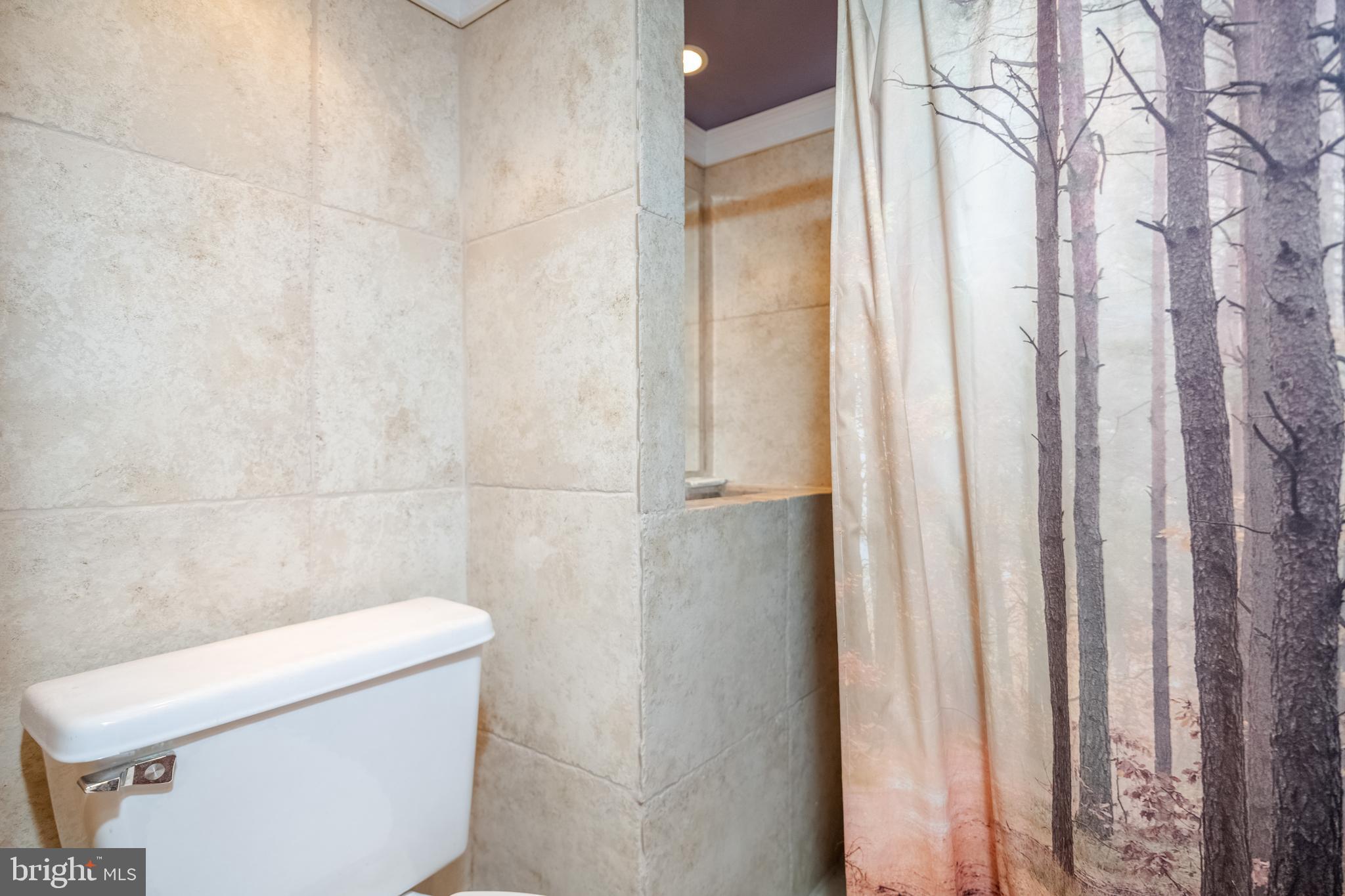 WOODSIDE - Residential