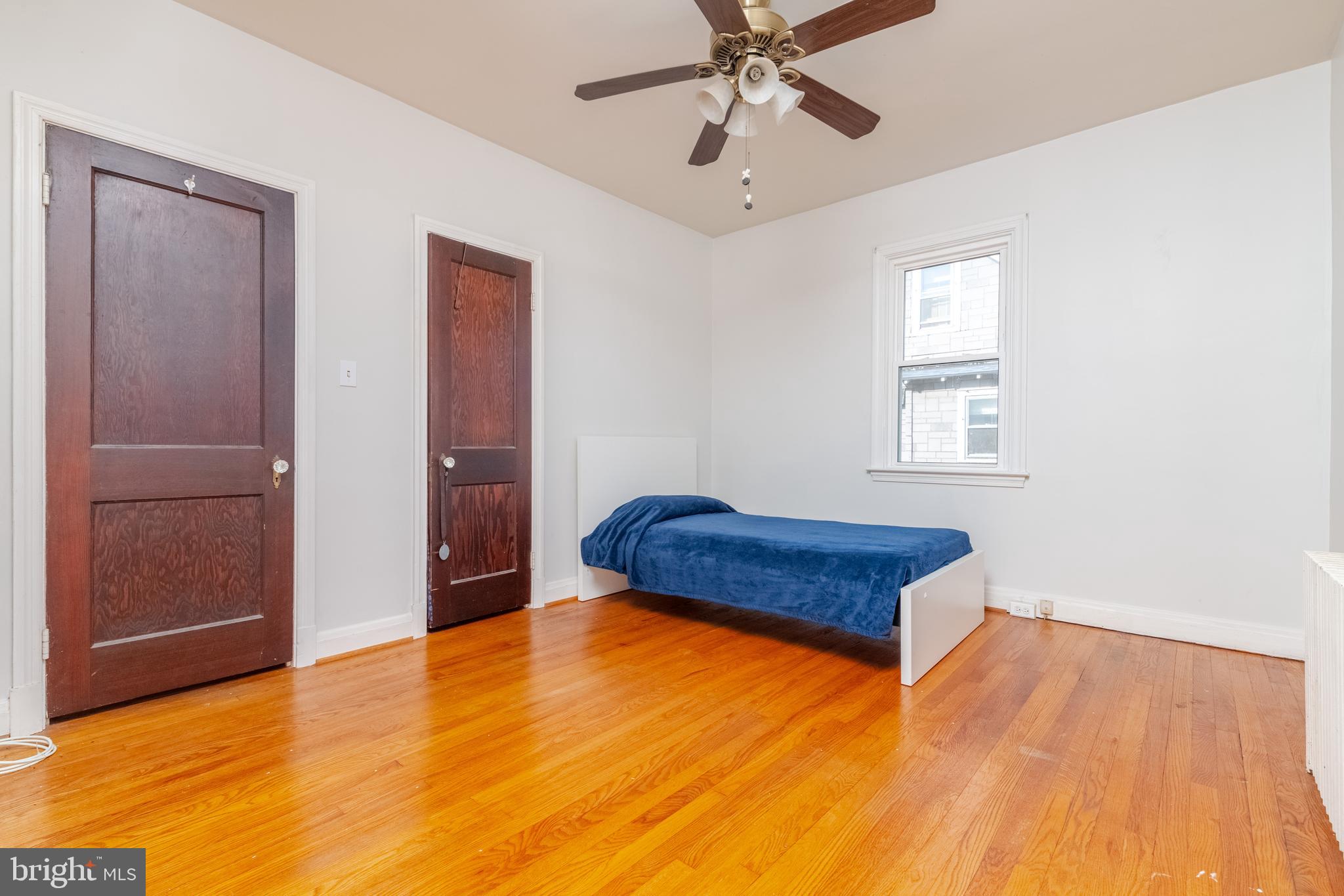 WOODSIDE - Residential