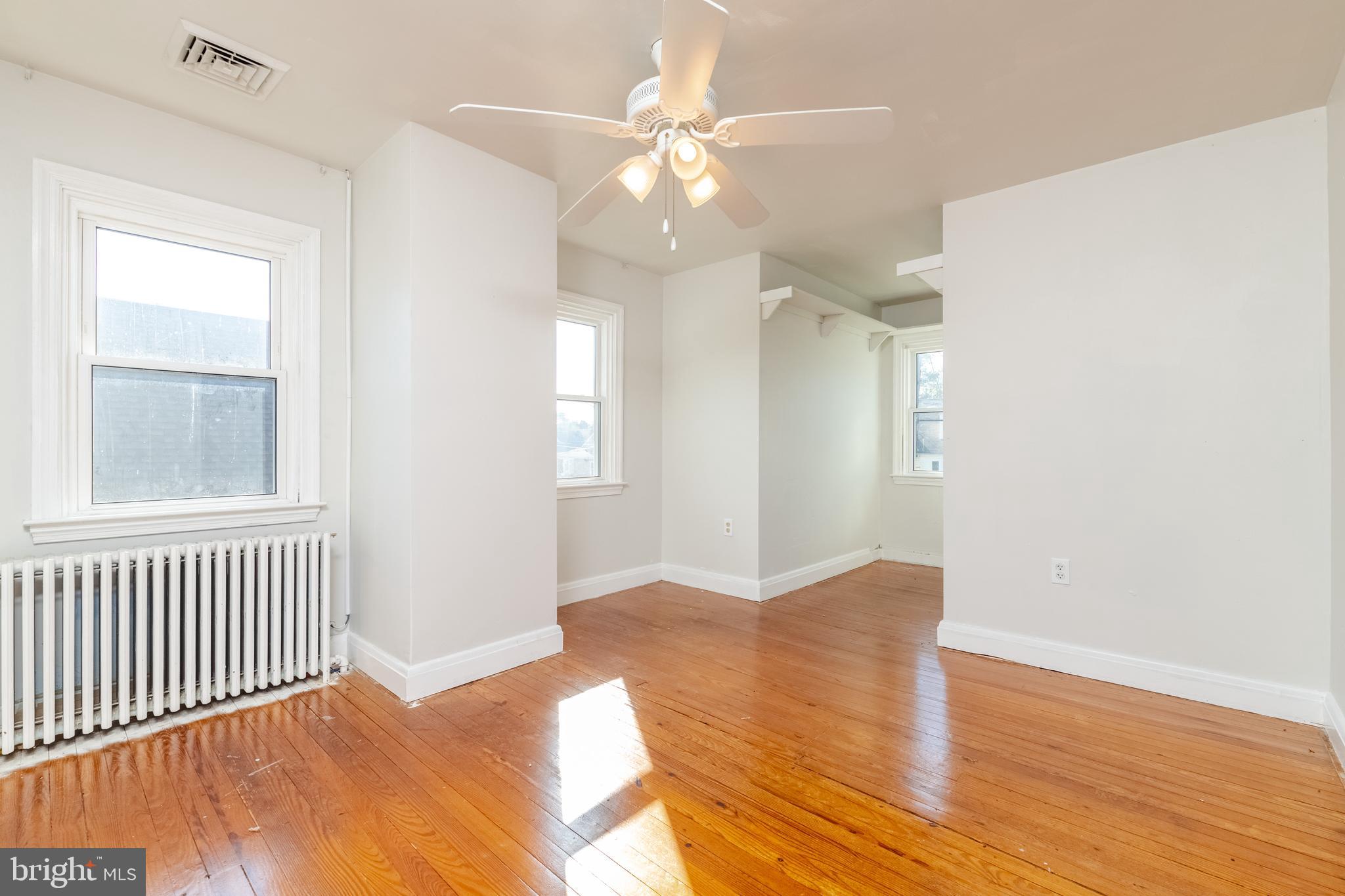 WOODSIDE - Residential