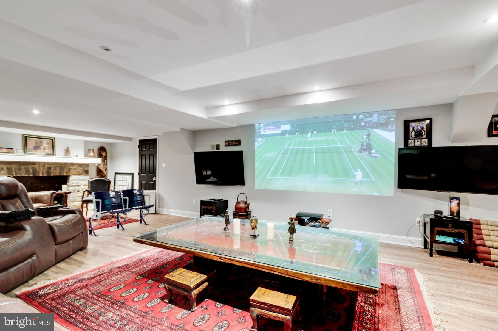 MERION GOLF ESTATES - Residential