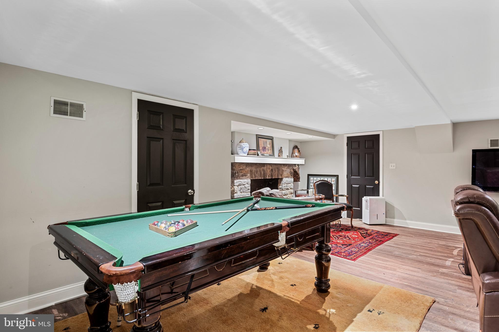 MERION GOLF ESTATES - Residential