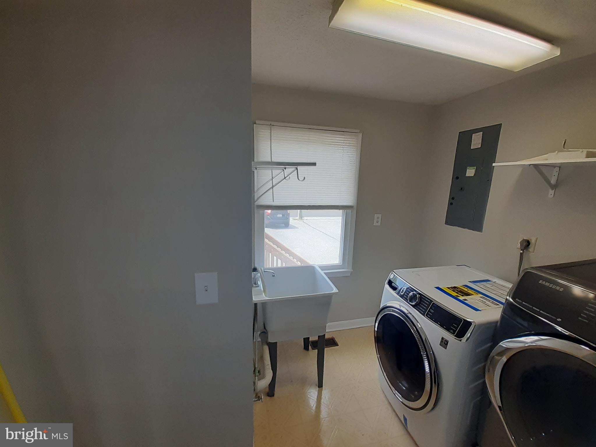 SWAN POINT - Residential