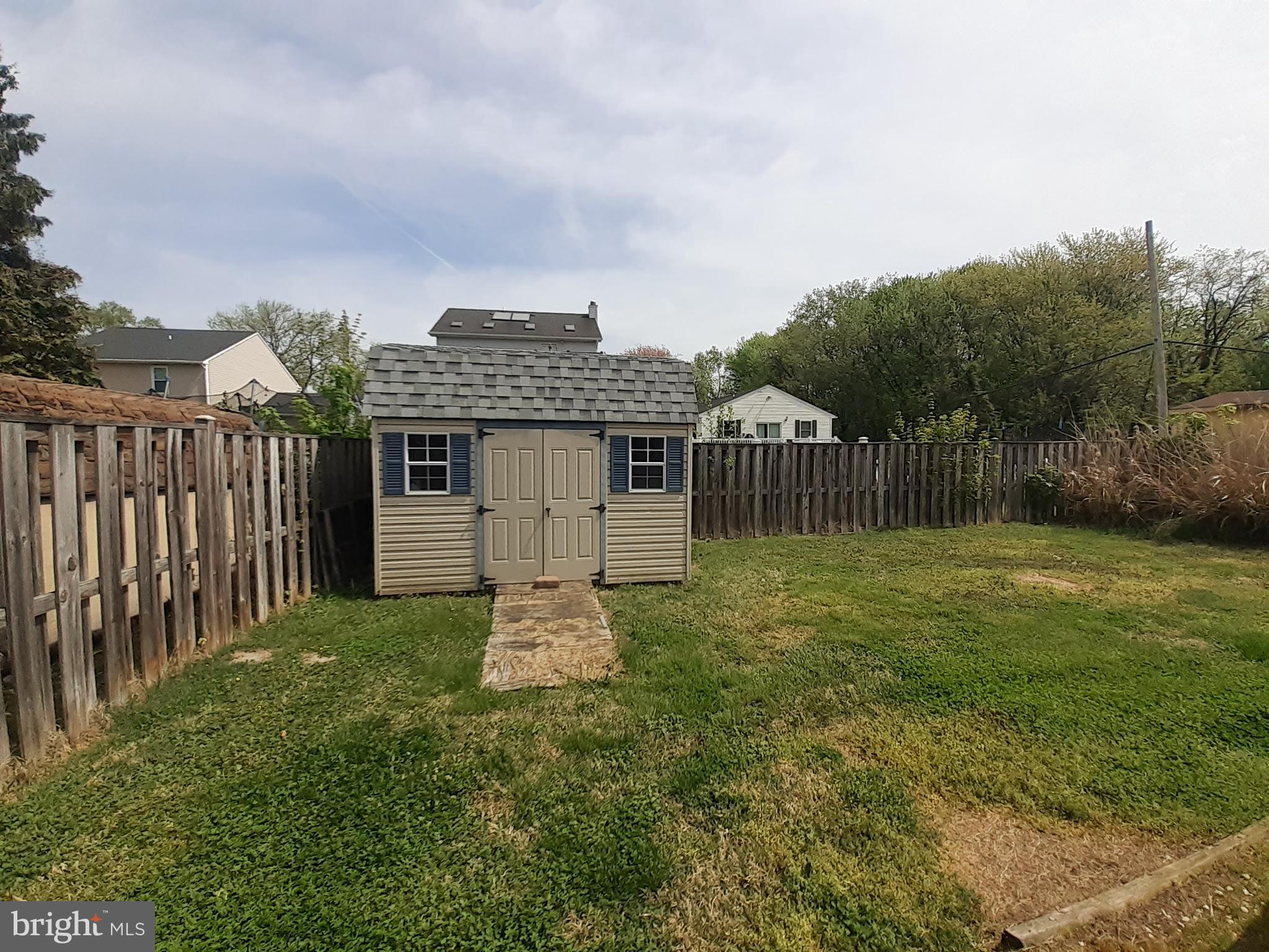 SWAN POINT - Residential