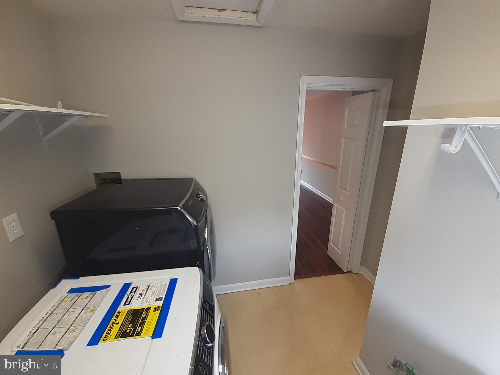 SWAN POINT - Residential