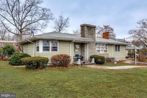 221 S COLUMBIA STREET WOODBURY NJ 08096