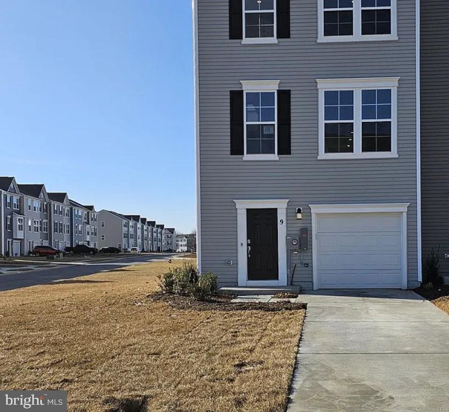 This new three-story townhome design combines comfort and style with a recreation room and one-car garage on the first floor. The second floor showcases an open-plan layout combining a dining room for memorable meals, a kitchen for adventurous cooks and a Great Room for shared moments. The third floor hosts three restful bedrooms including an owner's suite with a walk-in closet and luxurious bathroom.