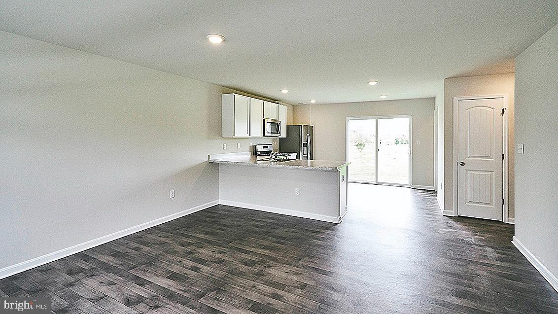 BLACKWATER LANDING - Residential