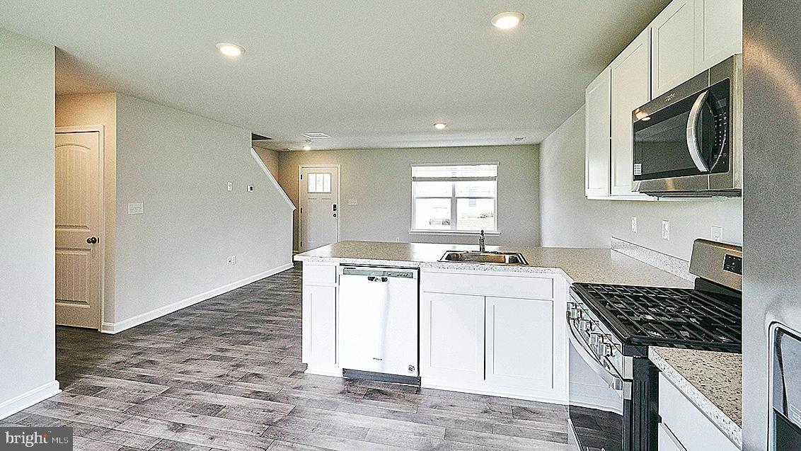 BLACKWATER LANDING - Residential