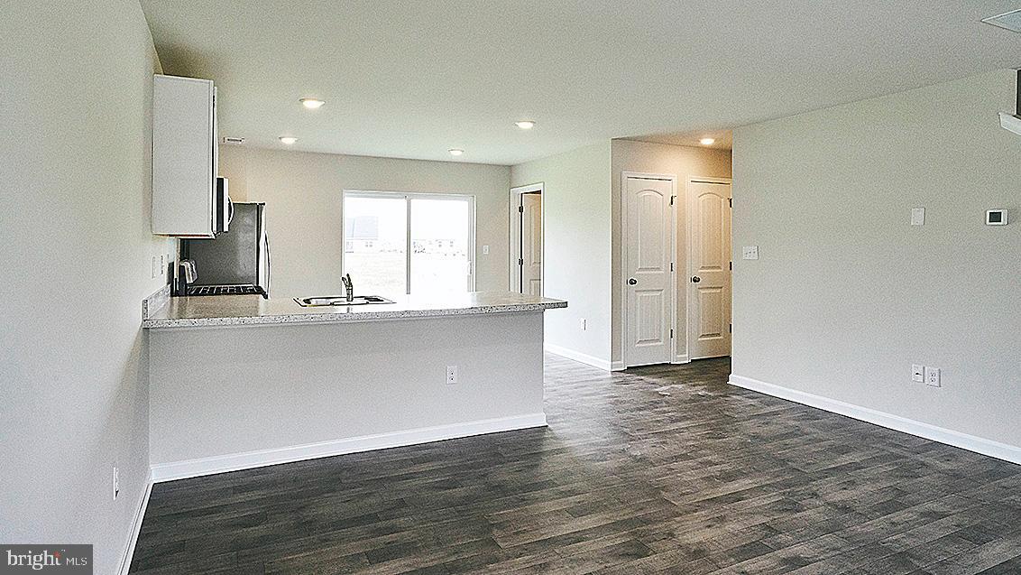 BLACKWATER LANDING - Residential