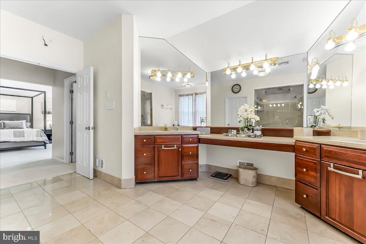 GARNET VALLEY WOODS - Residential