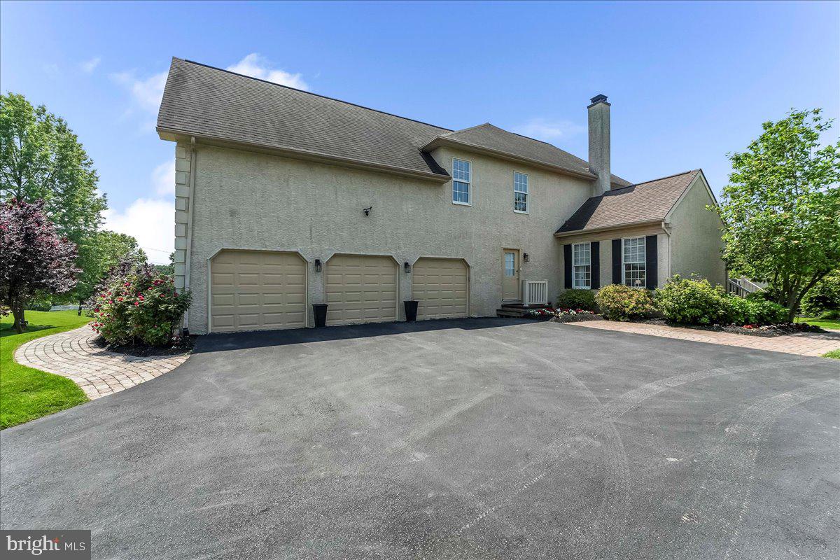 GARNET VALLEY WOODS - Residential