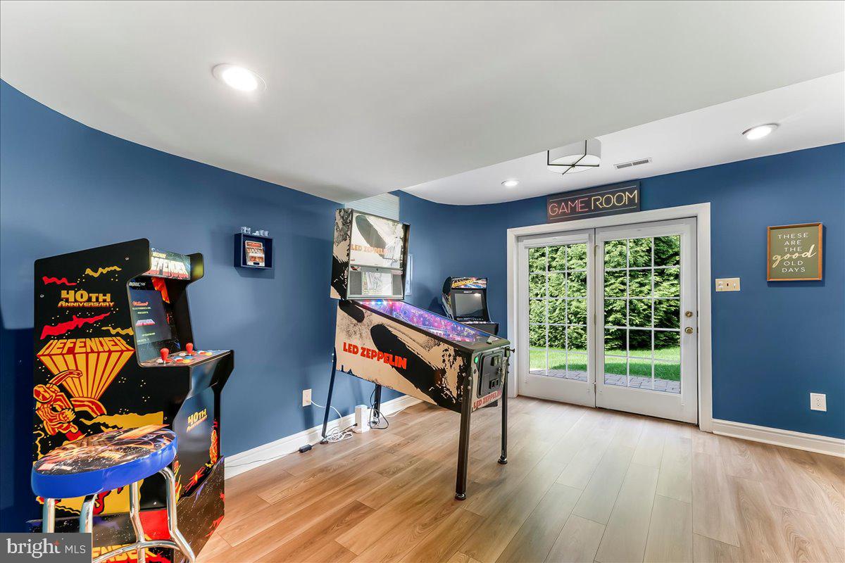 GARNET VALLEY WOODS - Residential