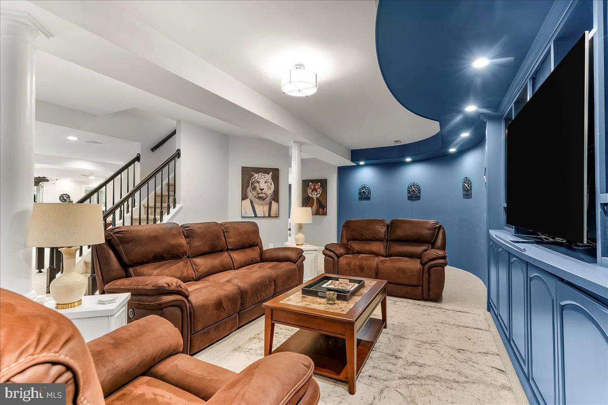 GARNET VALLEY WOODS - Residential