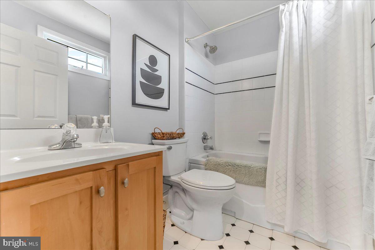 GARNET VALLEY WOODS - Residential