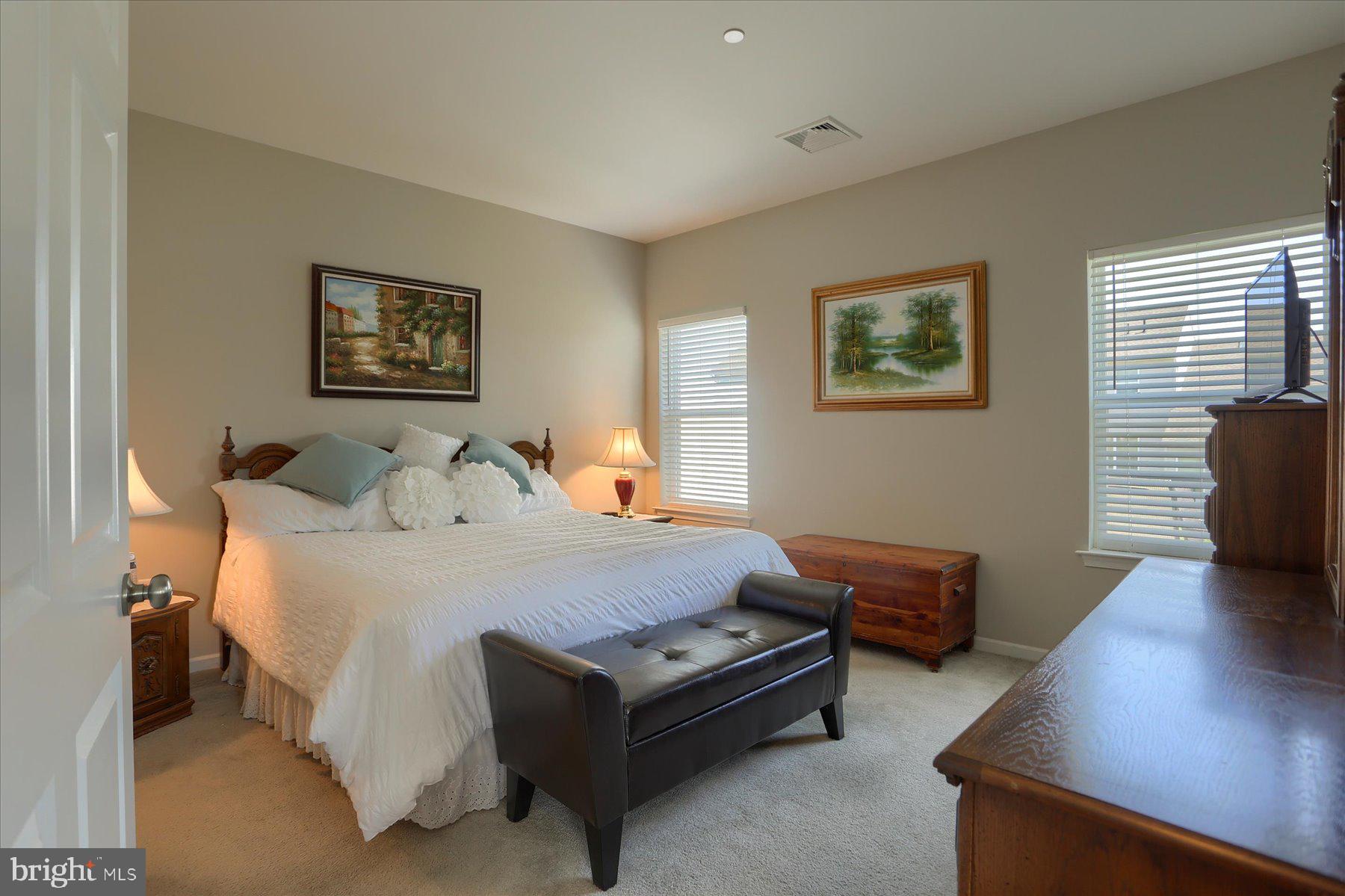 CHAMBERS POINTE - Residential