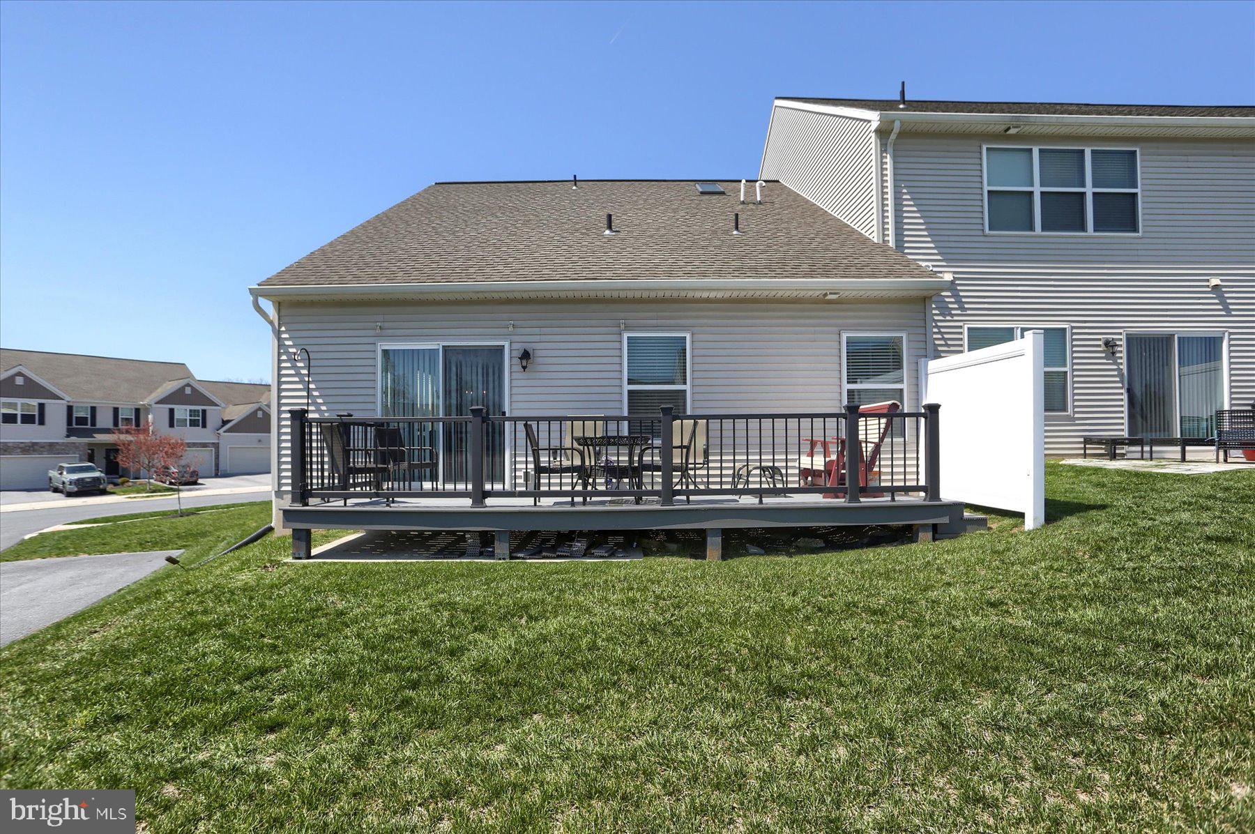 CHAMBERS POINTE - Residential