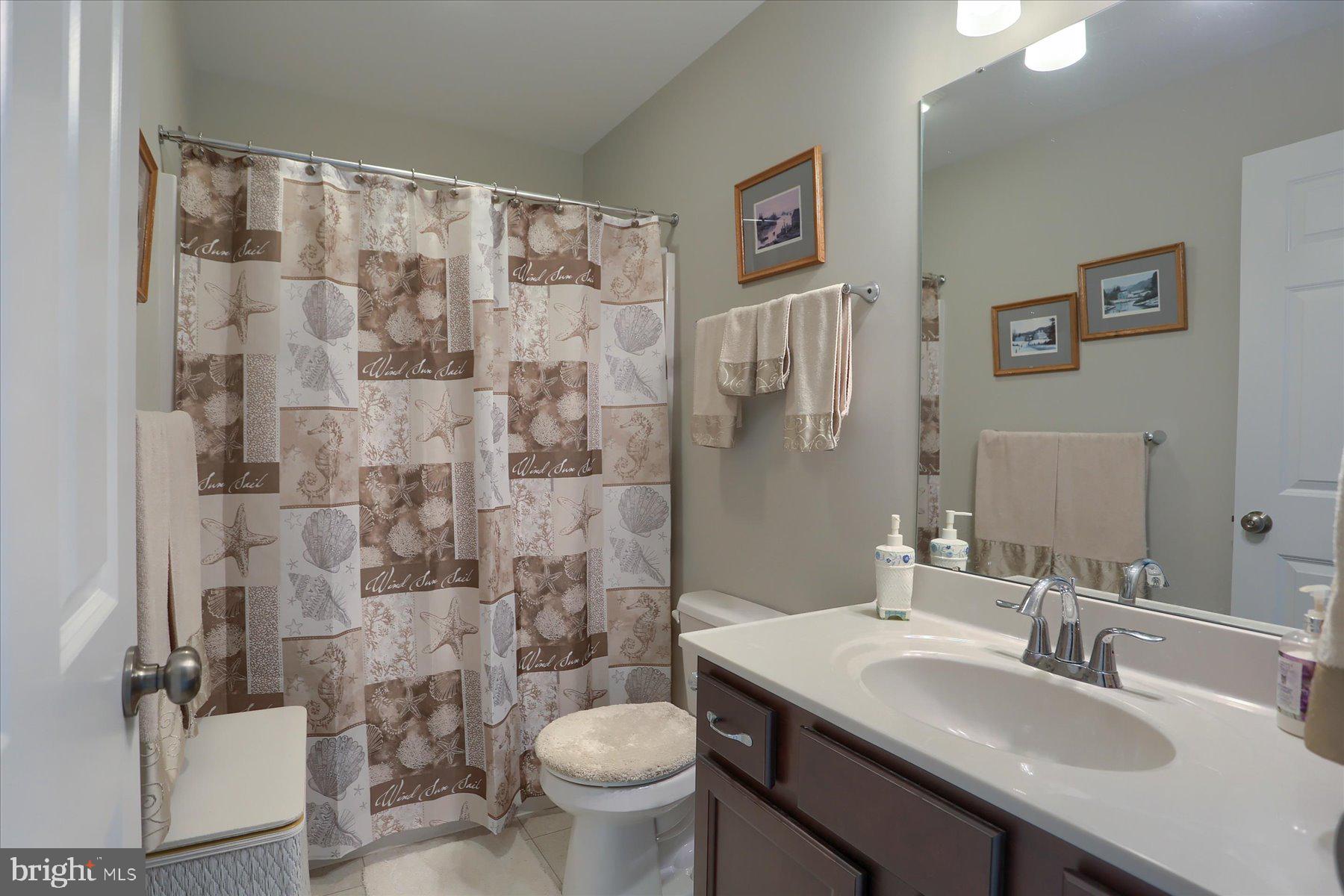 CHAMBERS POINTE - Residential