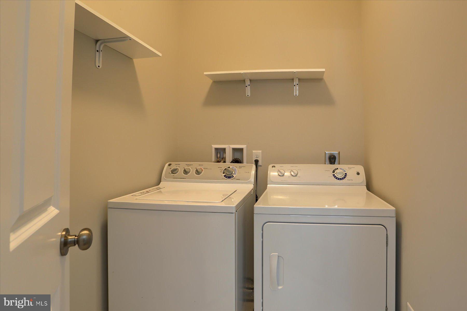 CHAMBERS POINTE - Residential