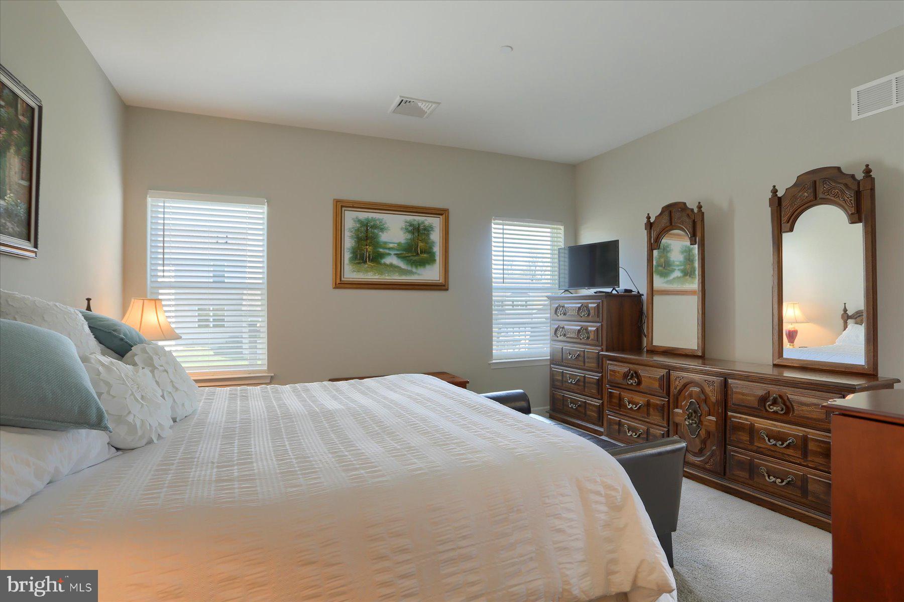 CHAMBERS POINTE - Residential