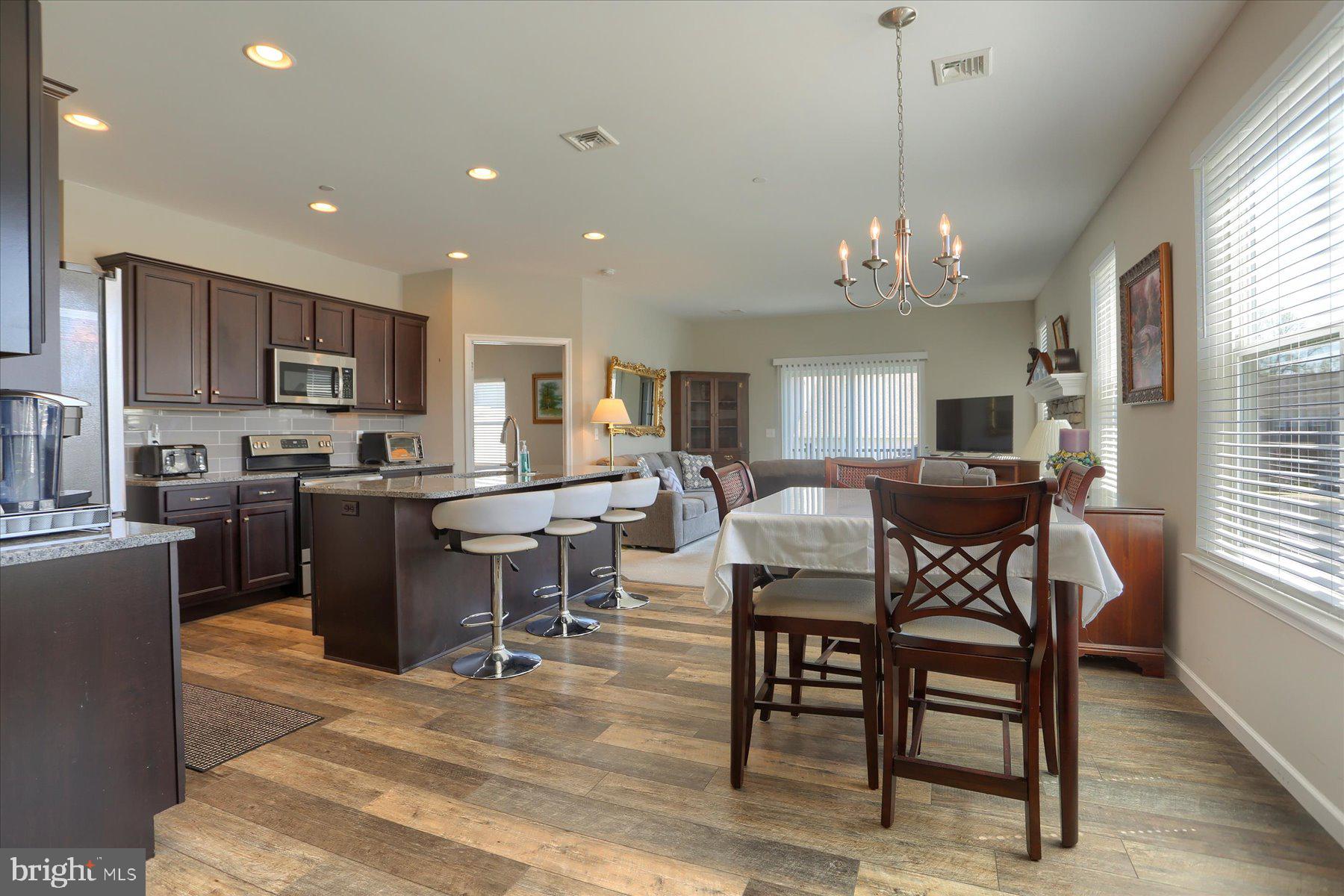 856 ANTHONY DRIVE
