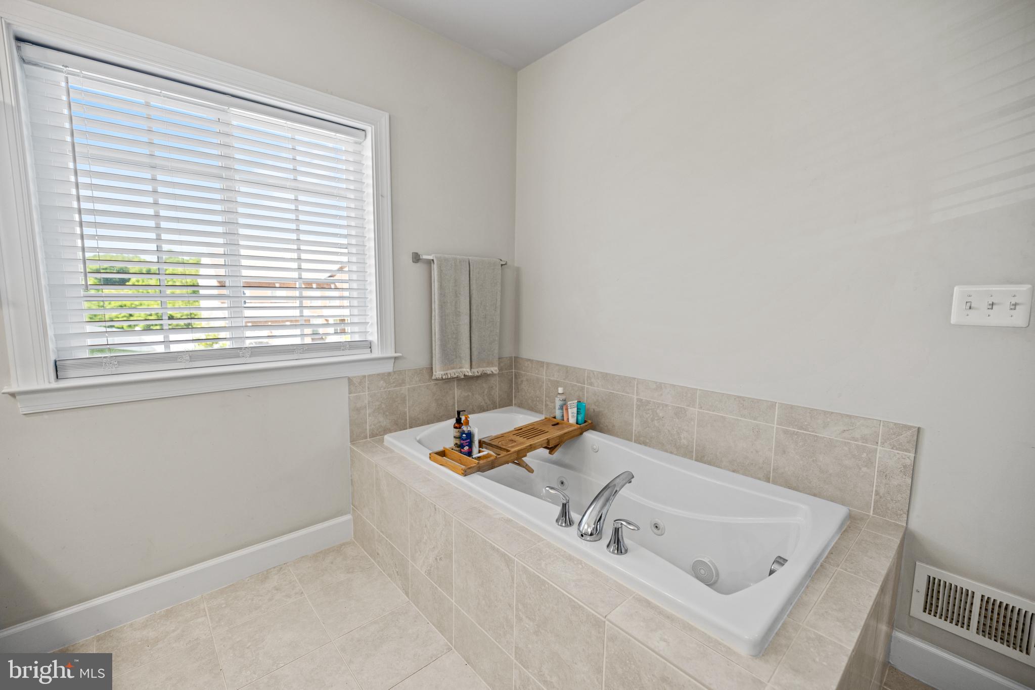 UPPER MARLBORO - Residential