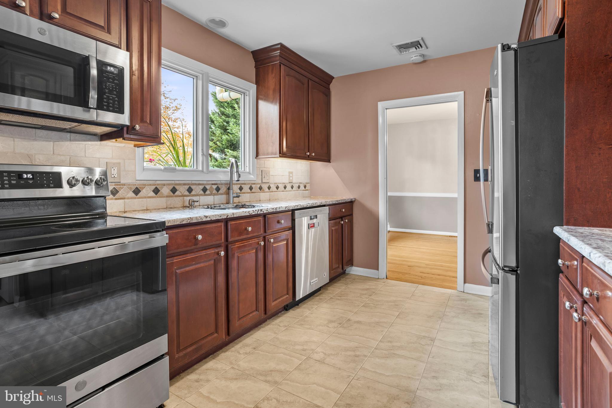 BEATTY WOODS - Residential