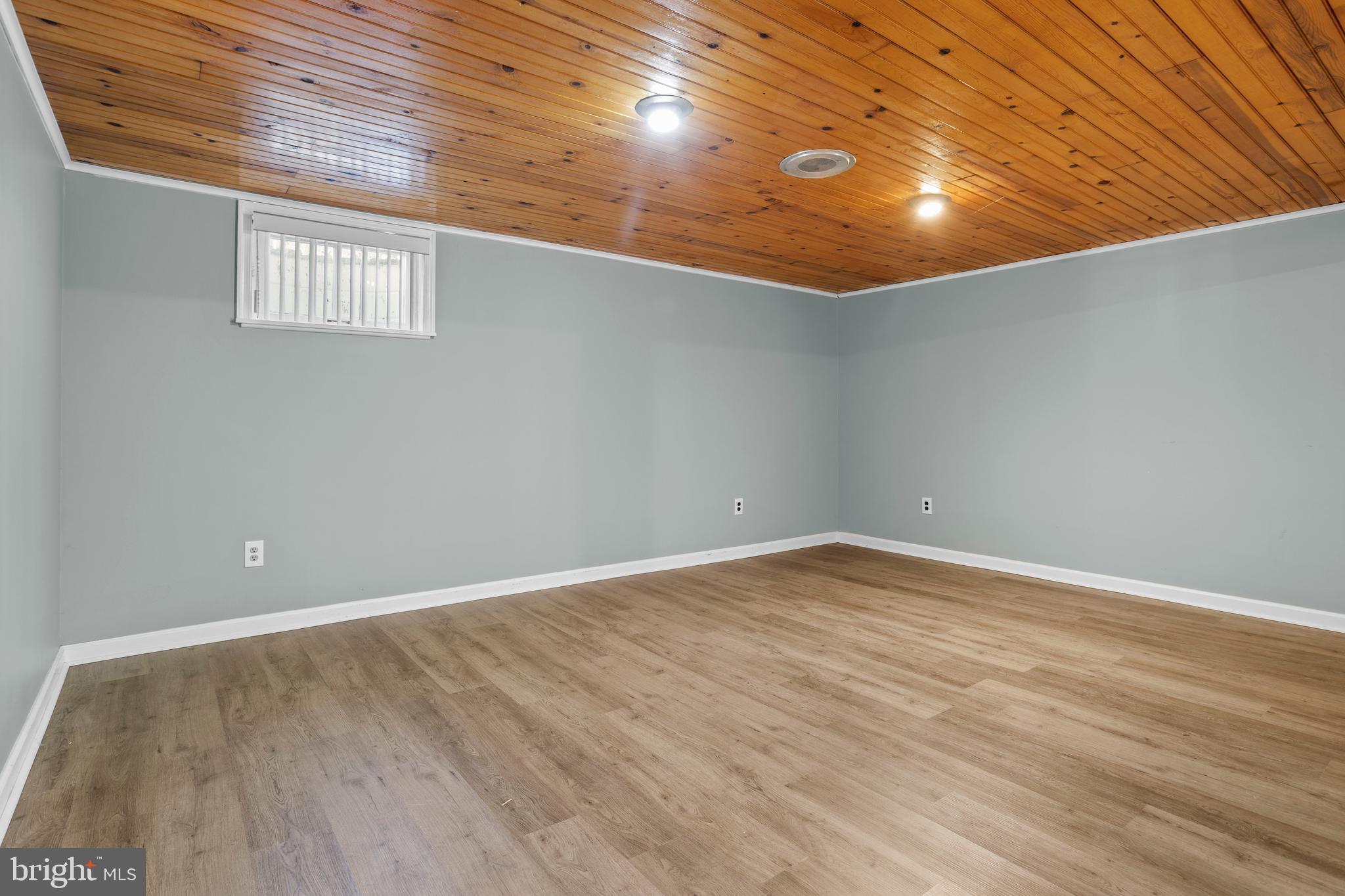 BEATTY WOODS - Residential