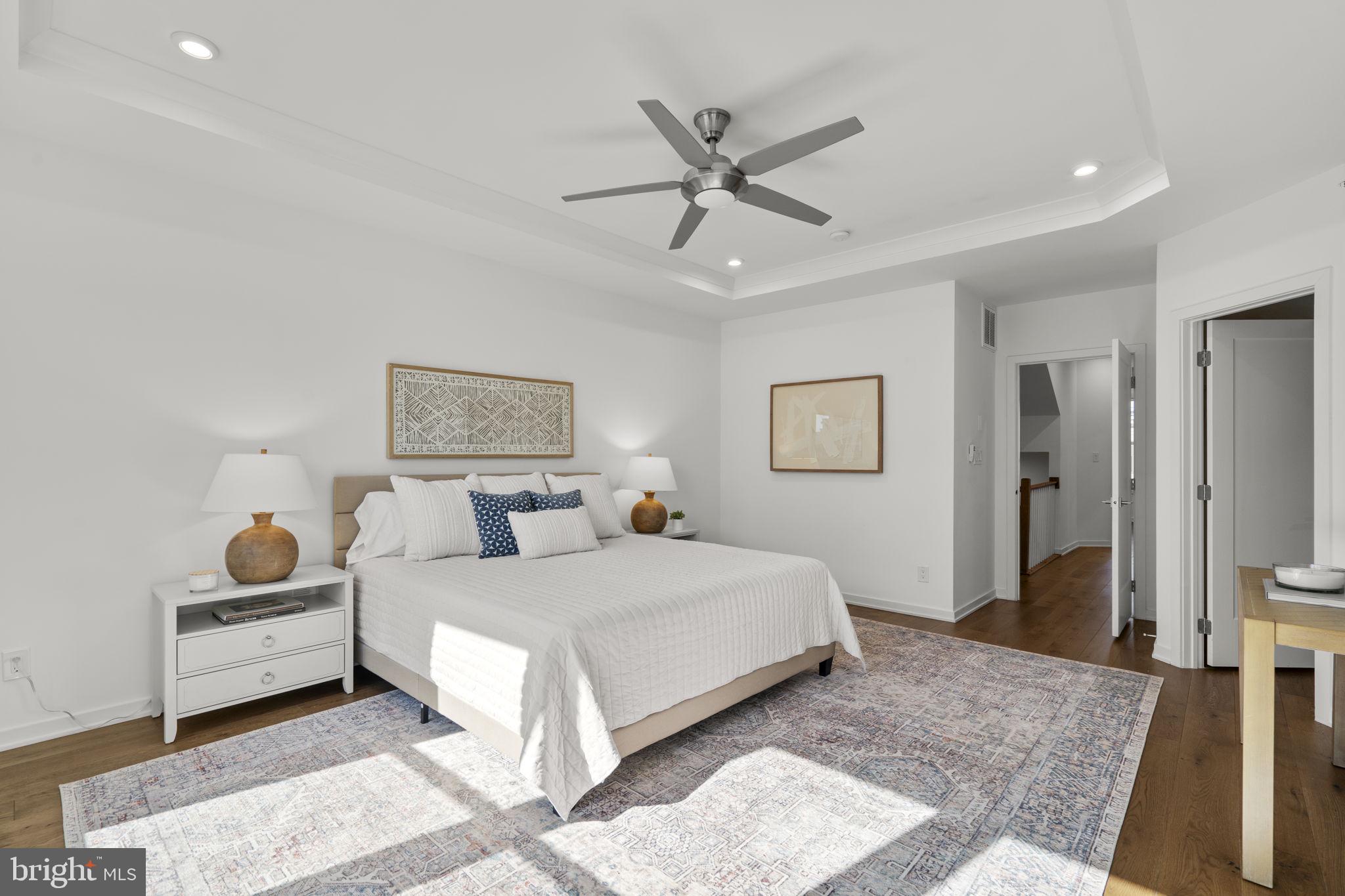 COMMONWEALTH PLACE AT WESTFIELDS - Residential