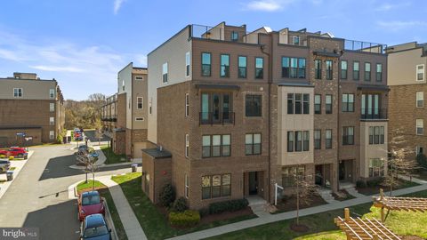 14420 BECKETT GLEN CIRCLE 902 CHANTILLY VA 20151