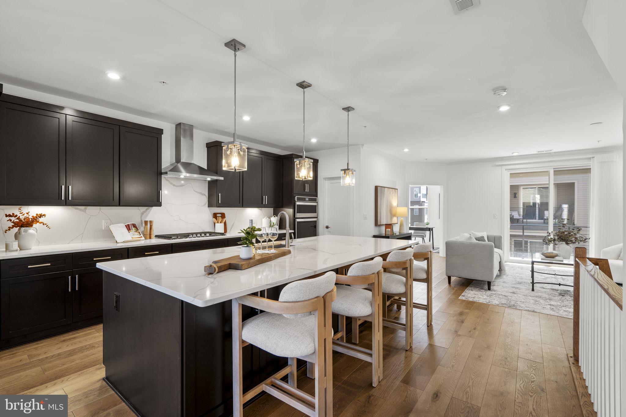 COMMONWEALTH PLACE AT WESTFIELDS - Residential