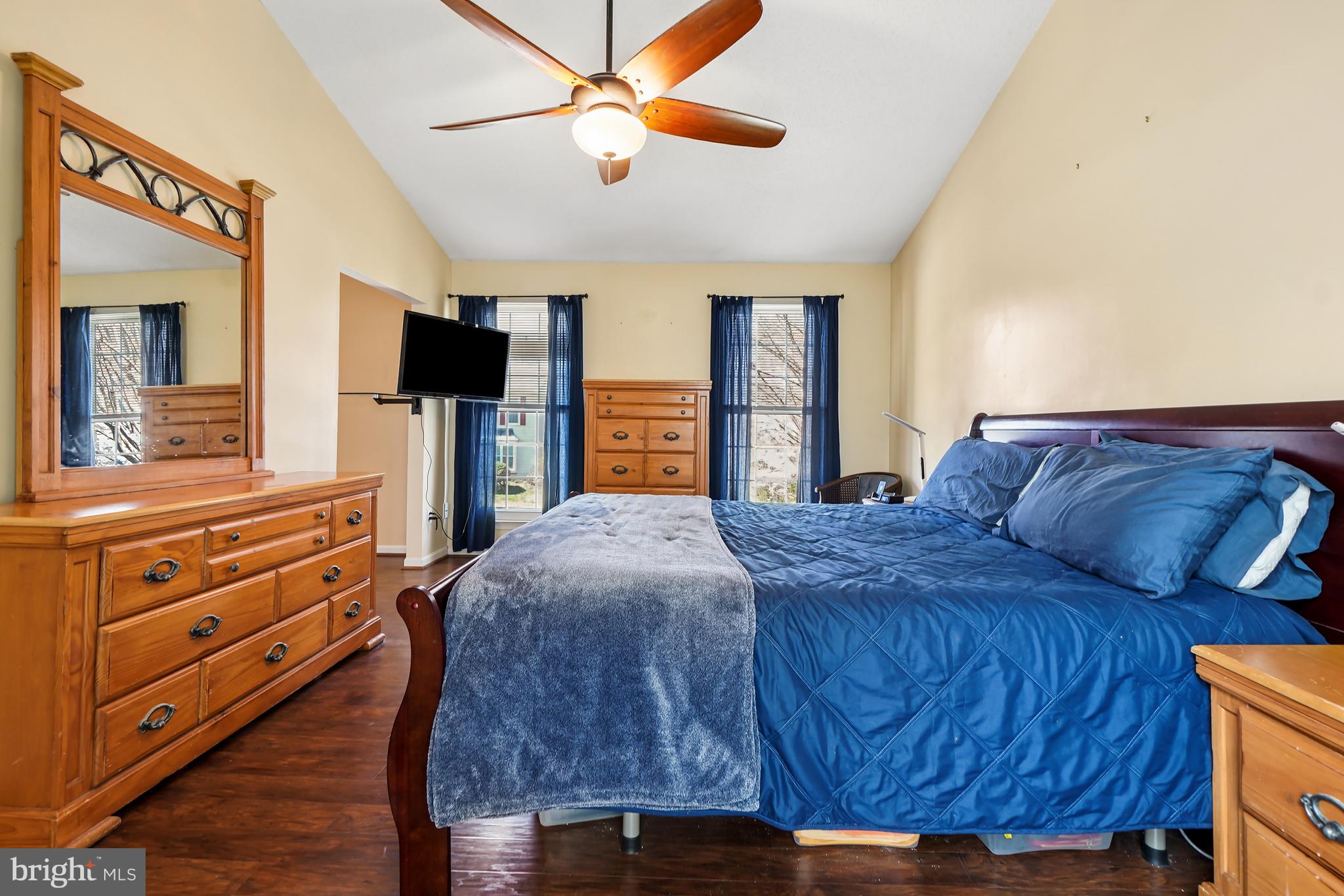 TWIN OAKS FARM - Residential