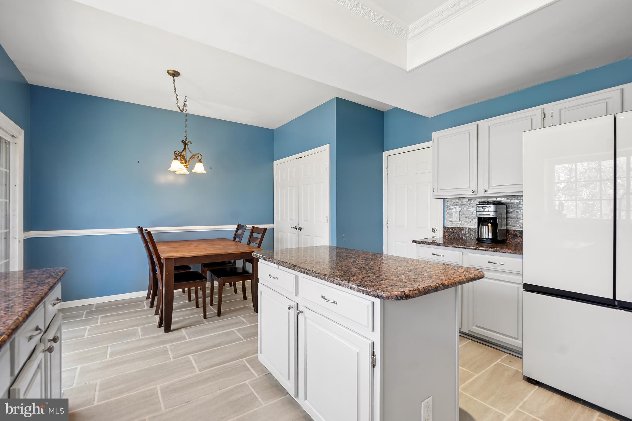 TWIN OAKS FARM - Residential