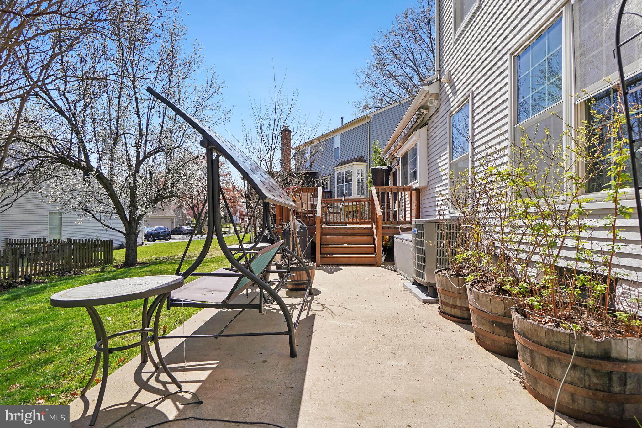 TWIN OAKS FARM - Residential