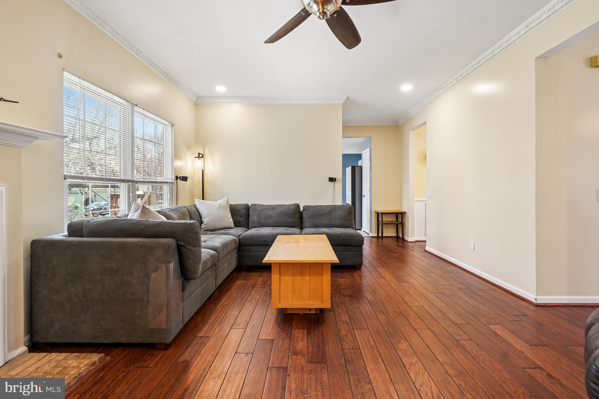 TWIN OAKS FARM - Residential