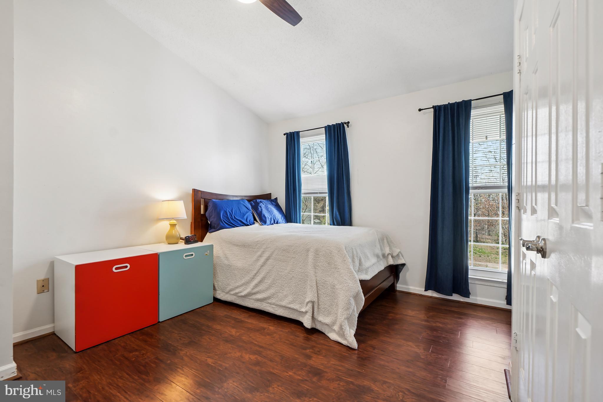 TWIN OAKS FARM - Residential