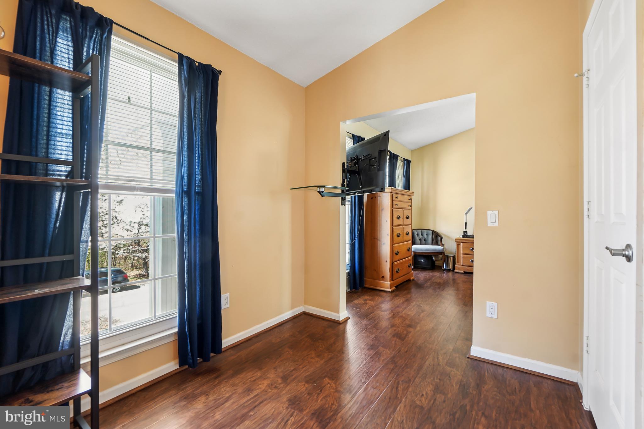 TWIN OAKS FARM - Residential