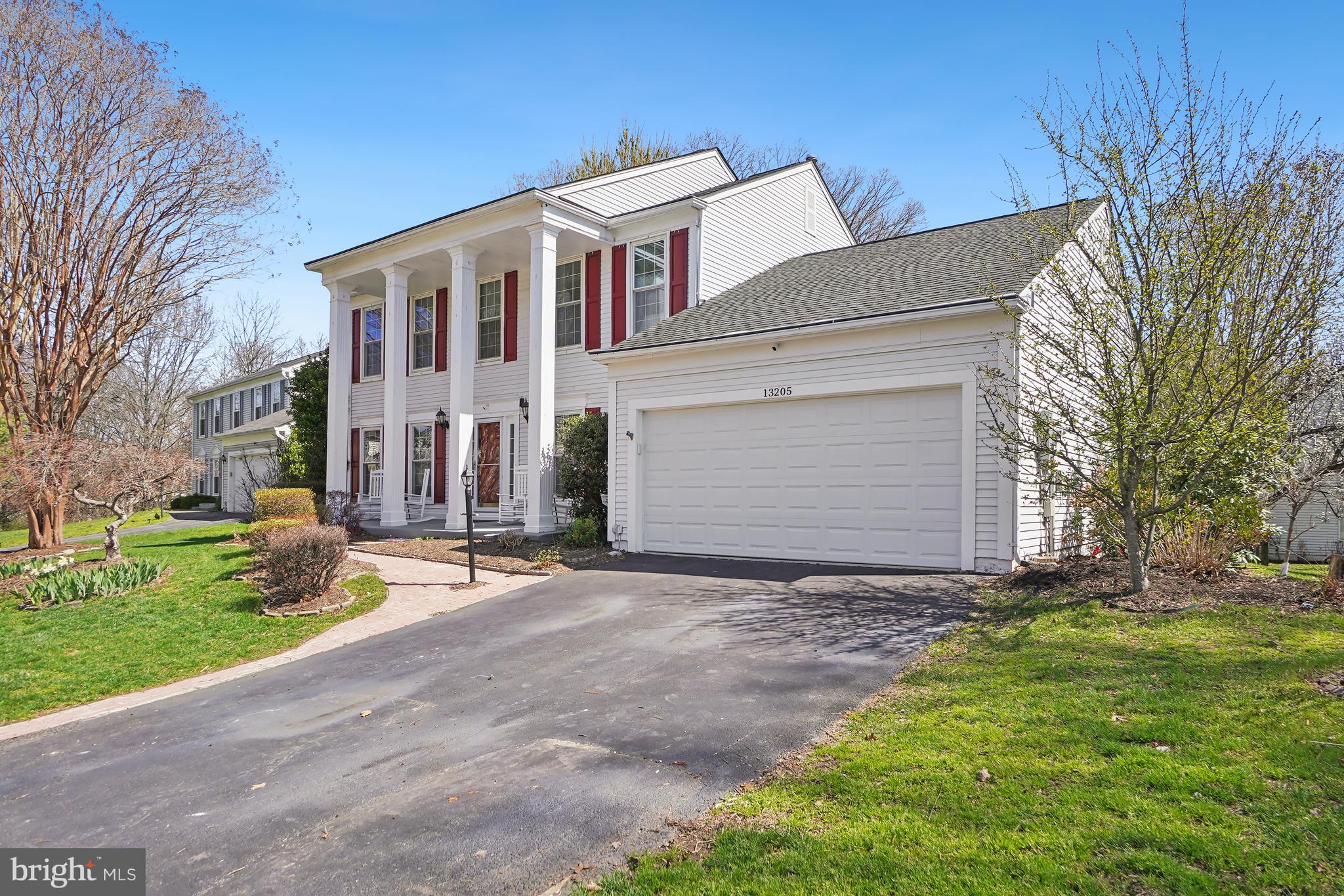 TWIN OAKS FARM - Residential