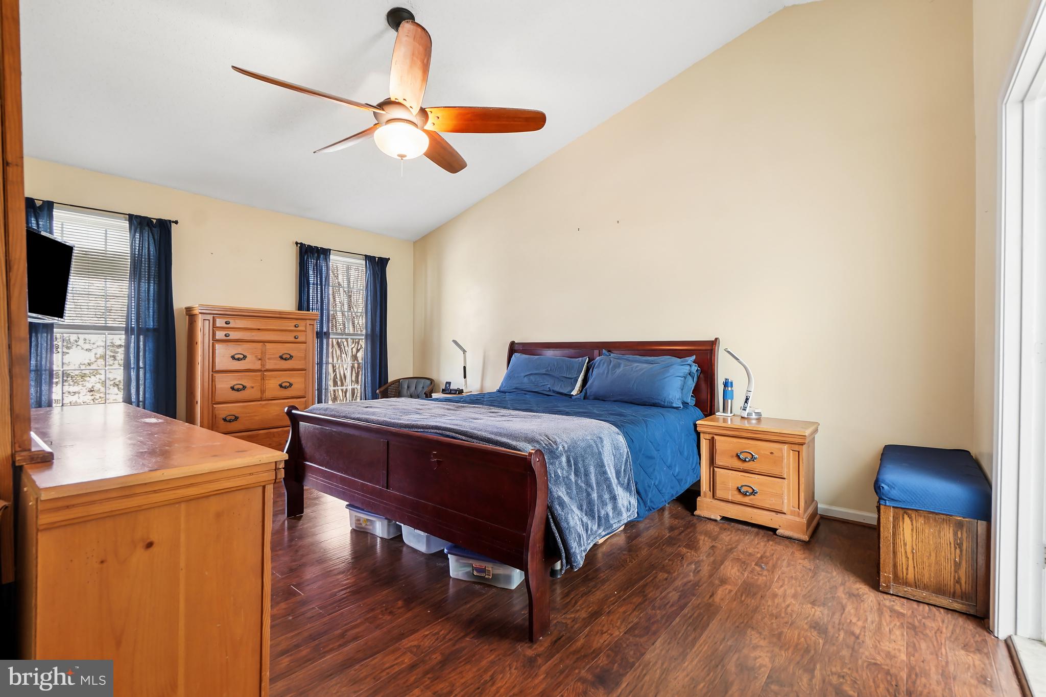 TWIN OAKS FARM - Residential