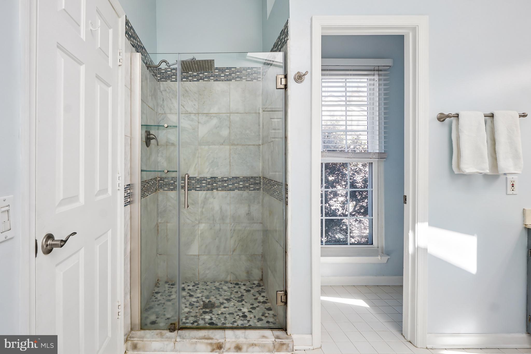 TWIN OAKS FARM - Residential