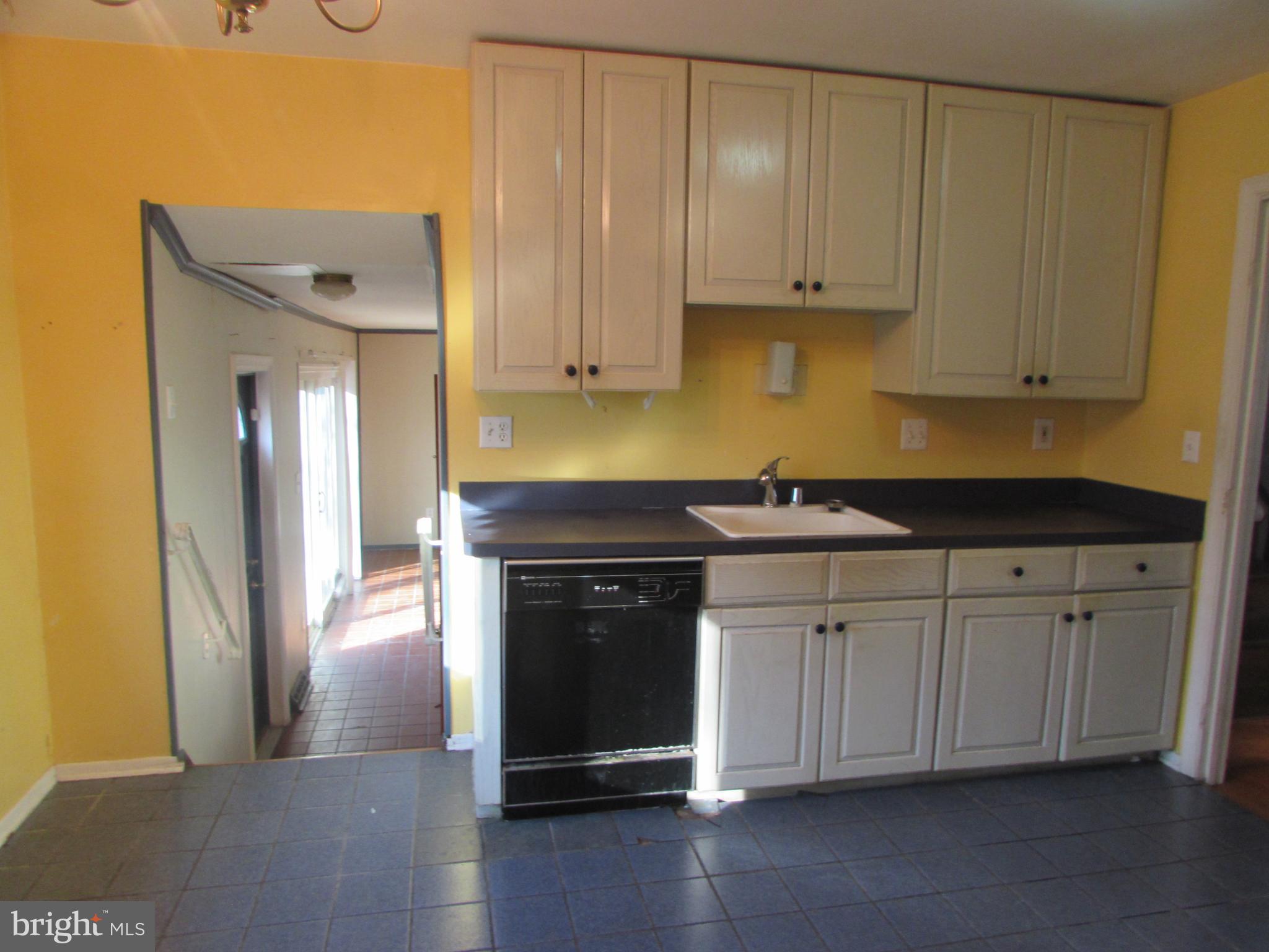 FORT WASHINGTON ESTATES - Residential