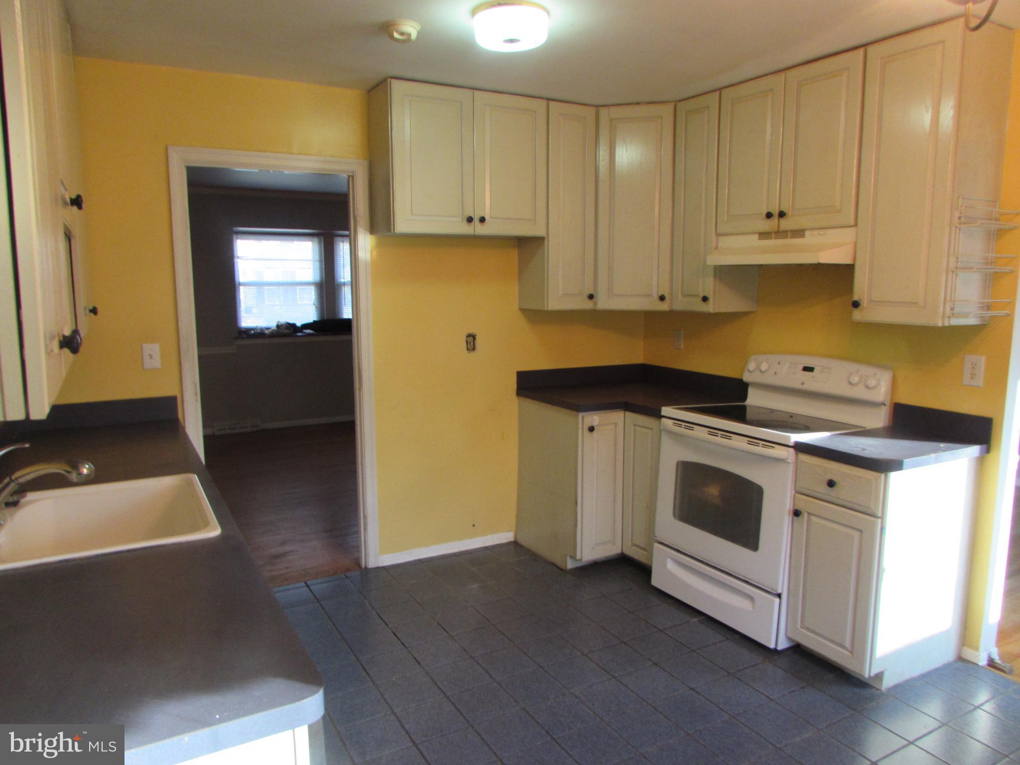 FORT WASHINGTON ESTATES - Residential