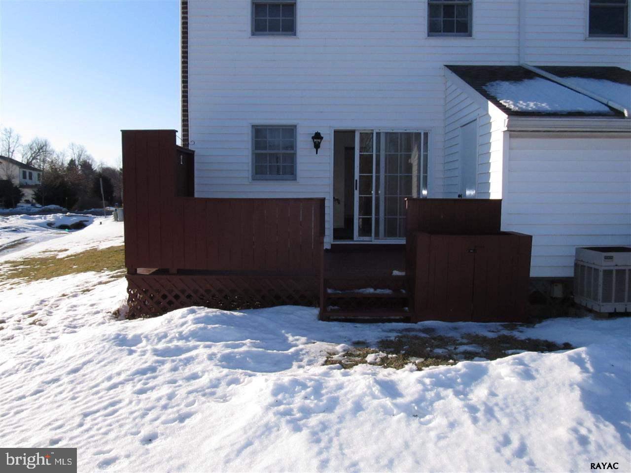 MEADOWS - Residential