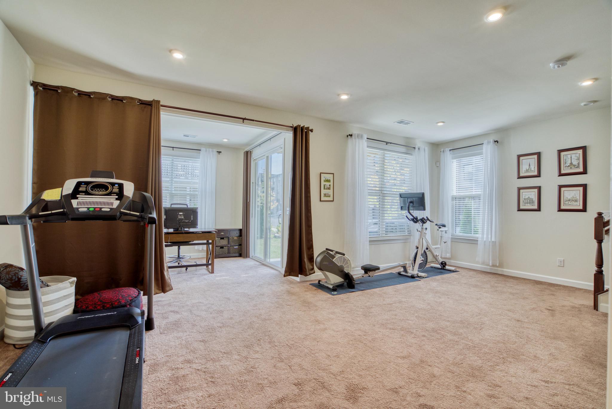 POTOMAC TERRACE - Residential