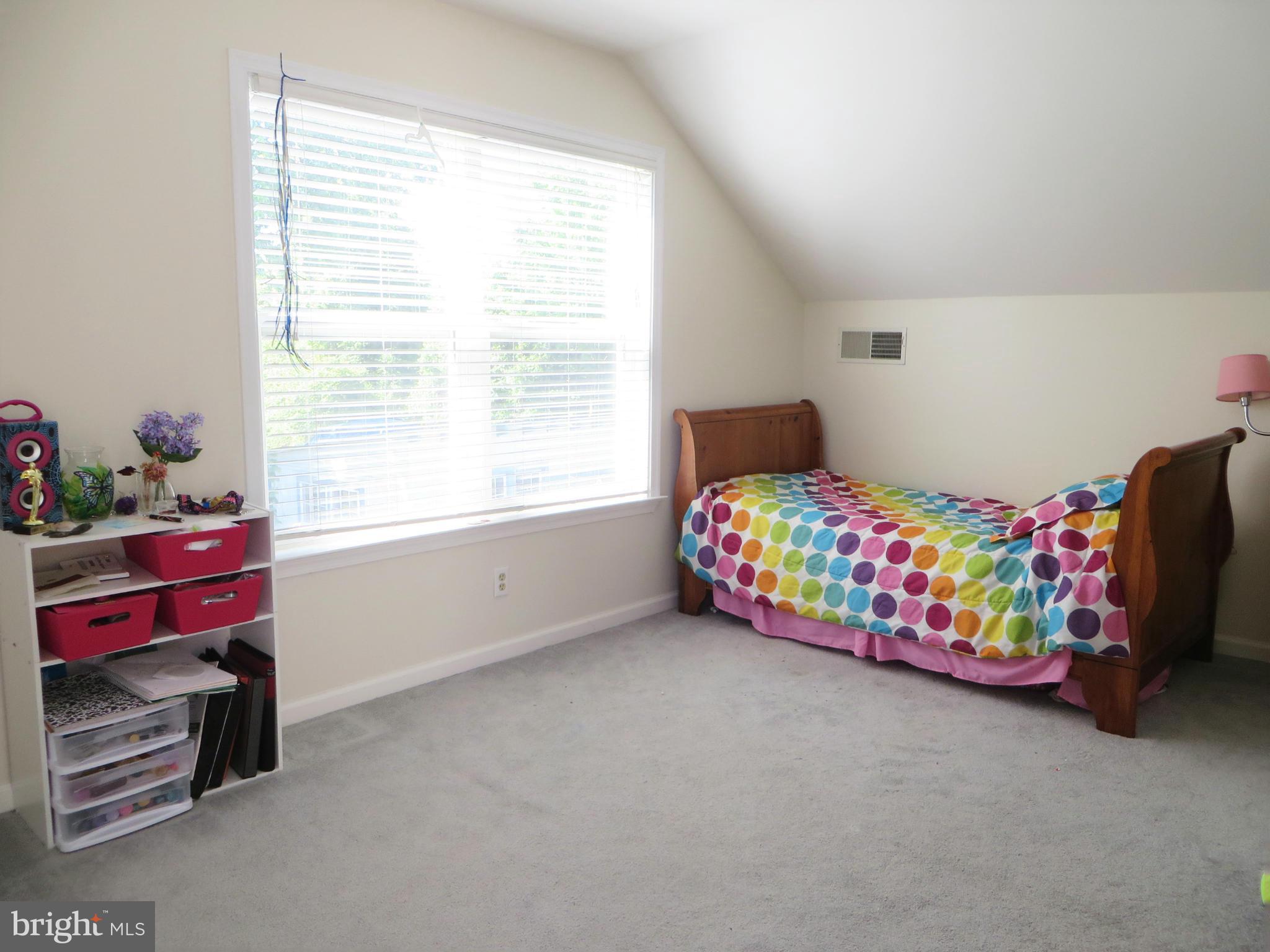 SOLOMONS ISLAND - Residential