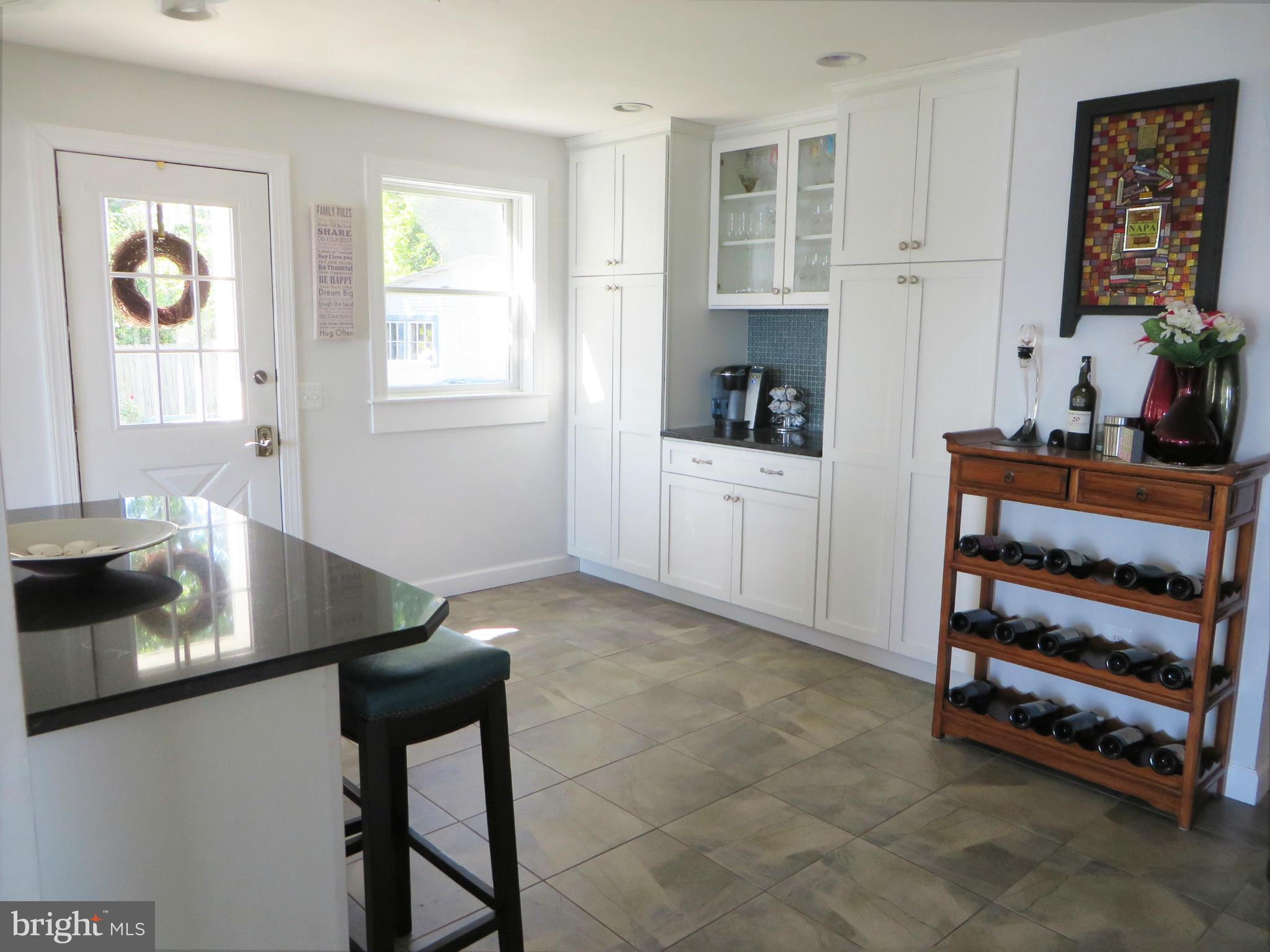 SOLOMONS ISLAND - Residential