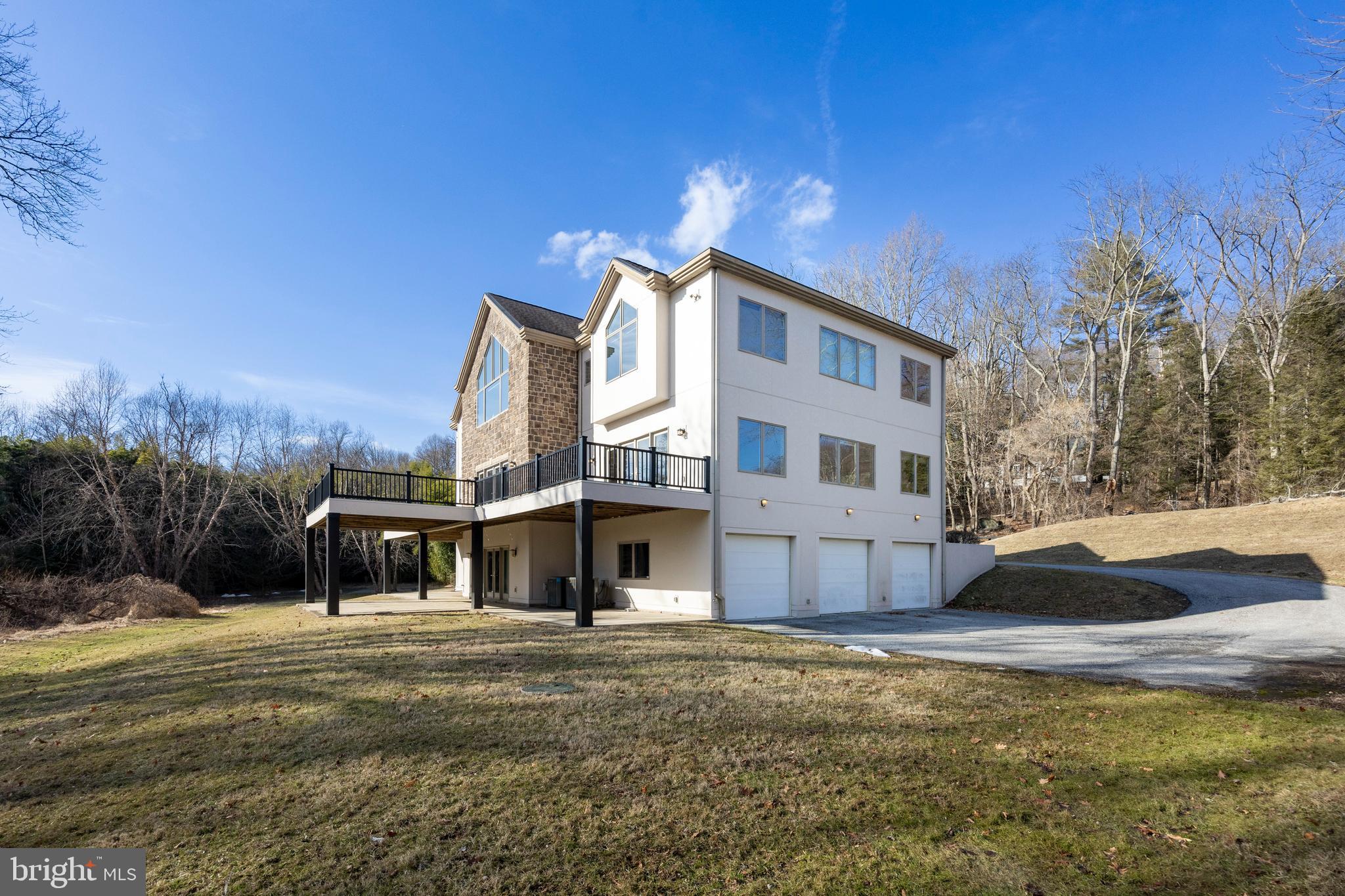 WATERFORD - Residential