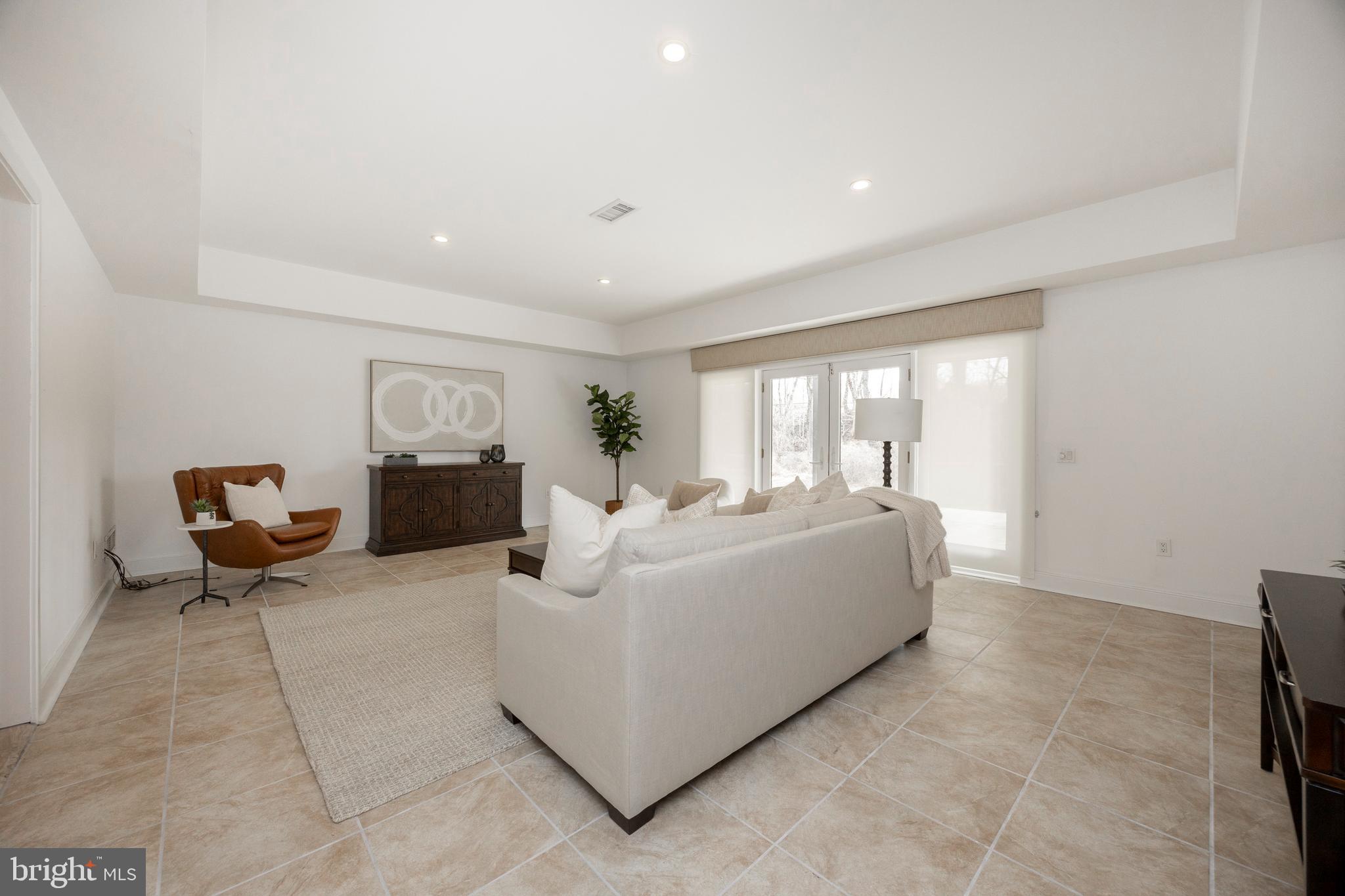 WATERFORD - Residential